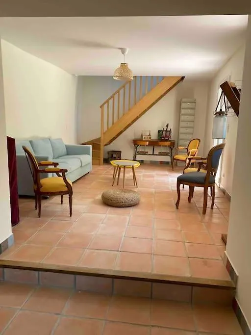 Maison De Campagne Au Milieu Des Vignes Et Piscine Meounes-les-Montrieux France